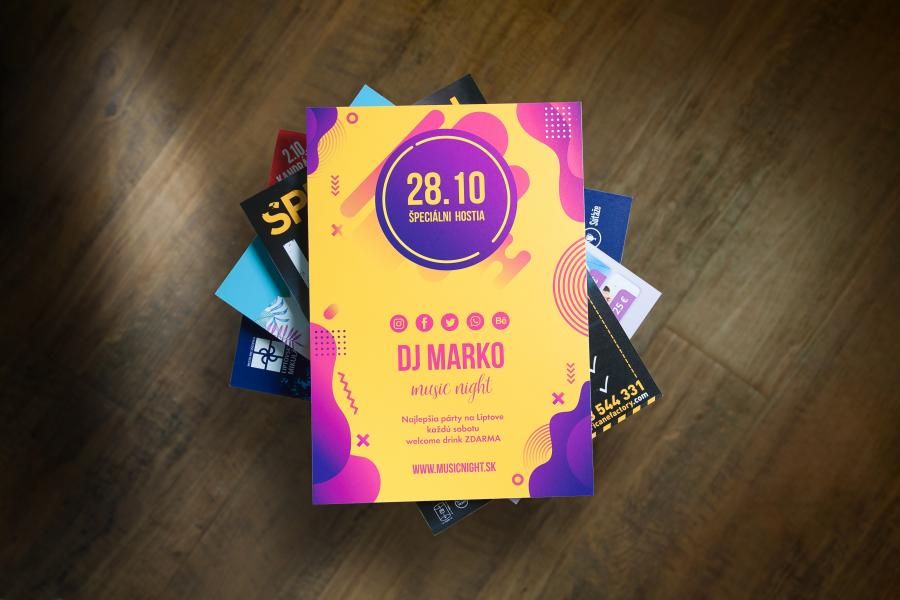 Exteriérové plastová tabule s potlačou